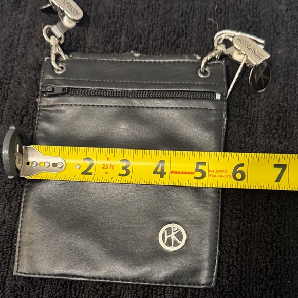 Black Leather Lady Rider Pouch - Picture 3 of 4